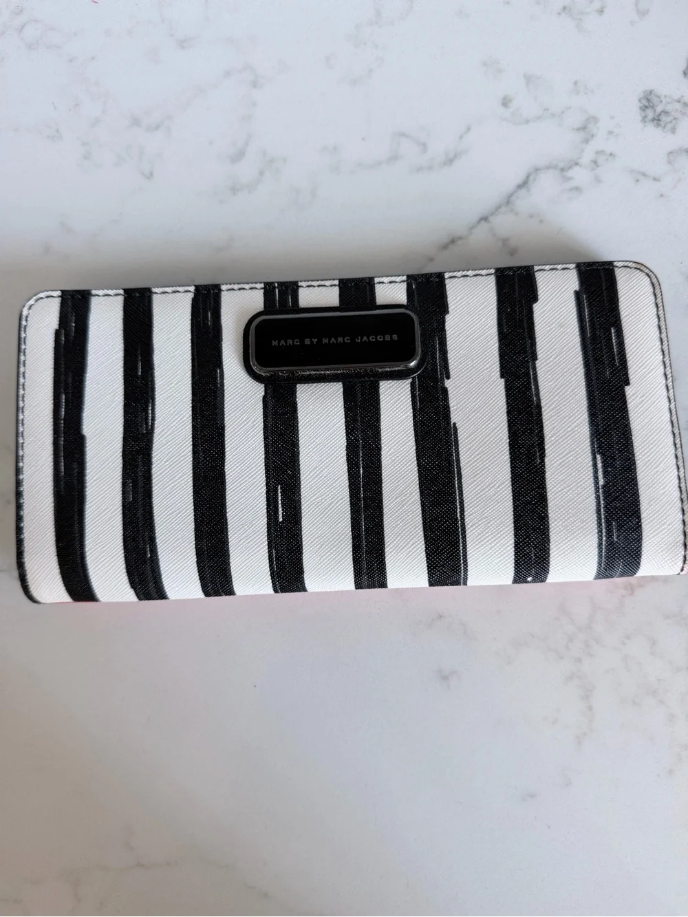 New Vintage Marc by Marc Jacobs Black and White Striped Zip MT Tomoko Wallet